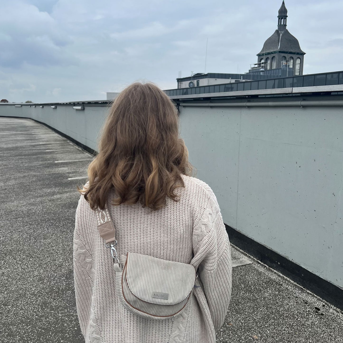 Tasche Majla beige